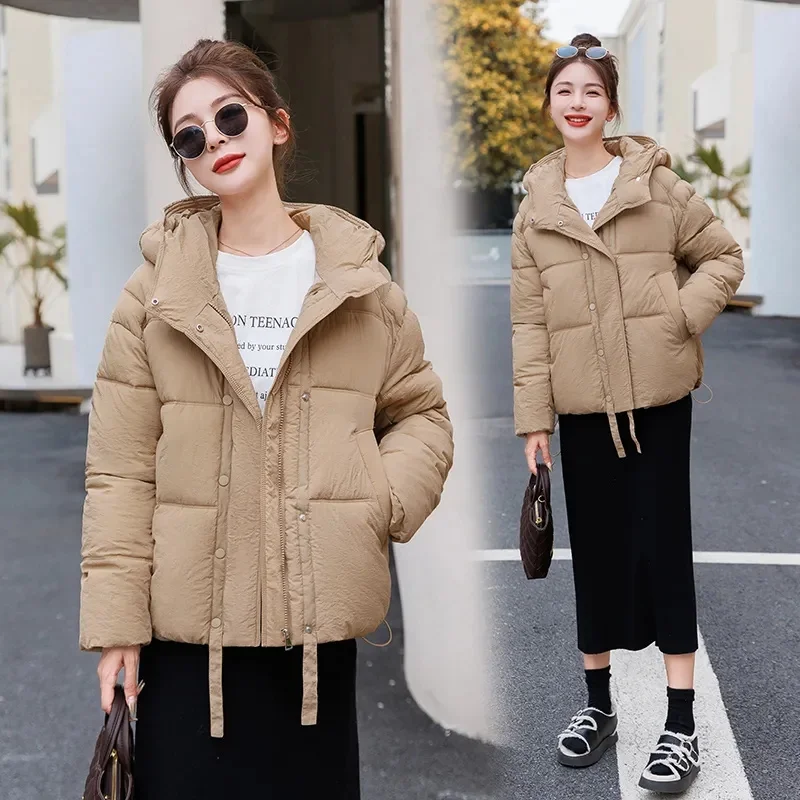2024 New Winter Jacket Coats Women's Parka Cotton Casual Hooded Jacket Thick Warm Coat Short Puffer Parkas Outwear
2024 New Winter Jacket Coats Women's Parka Cotton Casual Hooded Jacket Thick Warm Coat Short Puffer Parkas Outwear