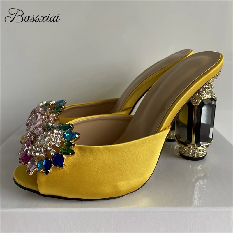 Colorful Rhinestone Buckle Decor Sandals Women Luxury Satin Slingbacks Diamond Crystal High Heel Mules Summer
Colorful Rhinestone Buckle Decor Sandals Women Luxury Satin Slingbacks Diamond Crystal High Heel Mules Summer