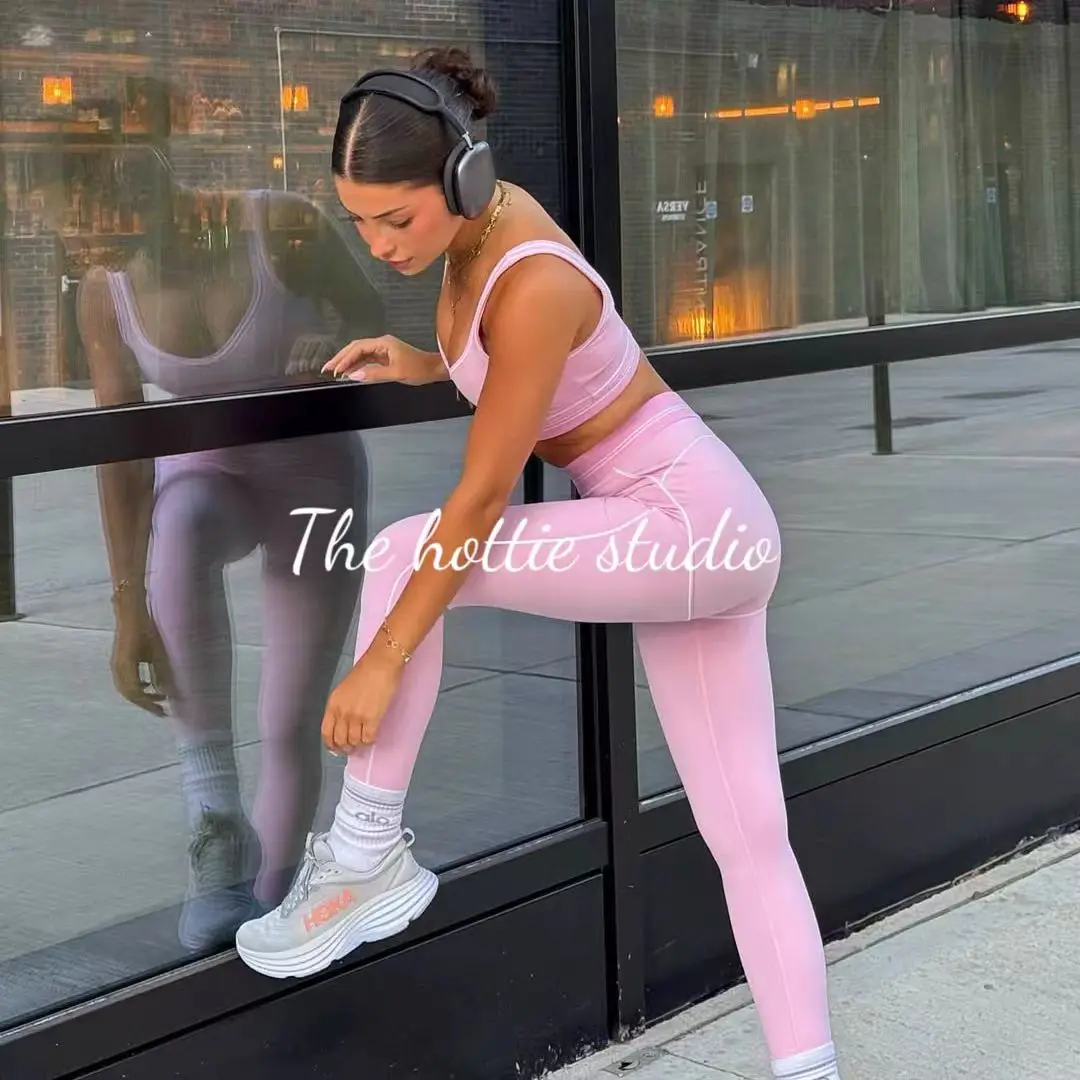 LO Yoga Gym Set Леггинсы Спортивный бюстгальтер из двух предметов Одежда для фитнеса Женский высокоэластичный спортивный костюм для бега Активная одежда Теннис
LO Yoga Gym Set Леггинсы Спортивный бюстгальтер из двух предметов Одежда для фитнеса Женский высокоэластичный спортивный костюм для бега Активная одежда Теннис