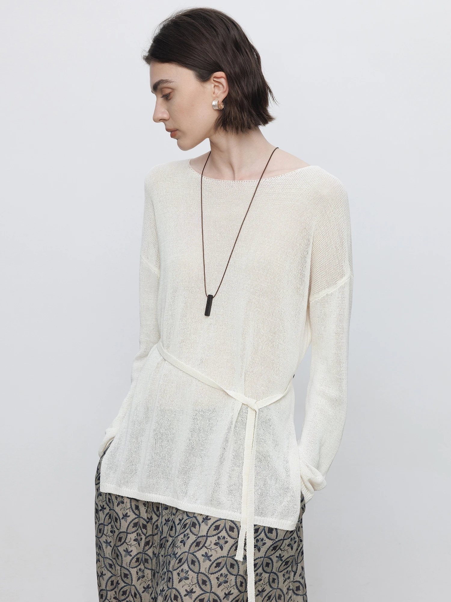 Casual Loose Women's Long Sleeve T-Shirt Spring 2026 Chicjre Lazy Thin Transparent Belted Cotton Blend round Neck Top
Casual Loose Women's Long Sleeve T-Shirt Spring 2026 Chicjre Lazy Thin Transparent Belted Cotton Blend round Neck Top