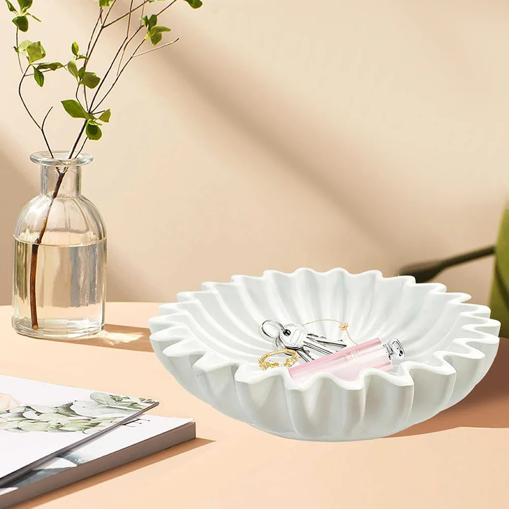 Ruffled Decorative Bowl Keys Storage Jewelry Holder Home Desktop Fruit For Entrance Resin
Ruffled Decorative Bowl Keys Storage Jewelry Holder Home Desktop Fruit For Entrance Resin
