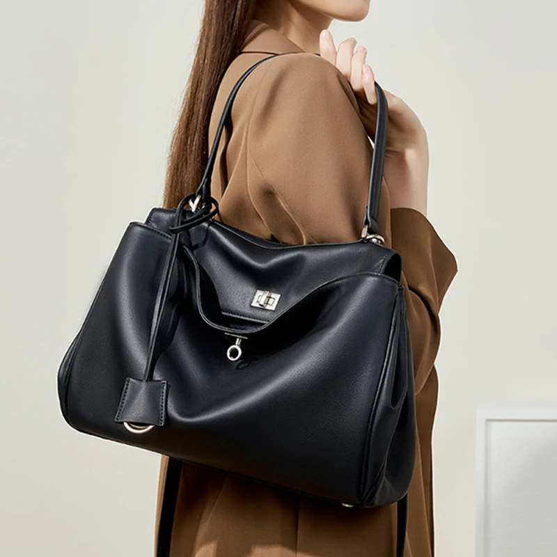2026 Women Genuine Leather Large Capacity Shoulder Bag Lady Daily Commute Cow Leather Tote Bag Female Solid Color Messenger Bag
2026 Women Genuine Leather Large Capacity Shoulder Bag Lady Daily Commute Cow Leather Tote Bag Female Solid Color Messenger Bag