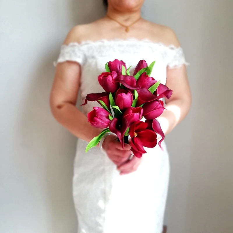 Elegant Round Bridal Bouquet with White & Pink Calla Lilies - Artificial Wedding Flowers for Bride, Bridesmaids & Home Decor
Elegant Round Bridal Bouquet with White & Pink Calla Lilies - Artificial Wedding Flowers for Bride, Bridesmaids & Home Decor