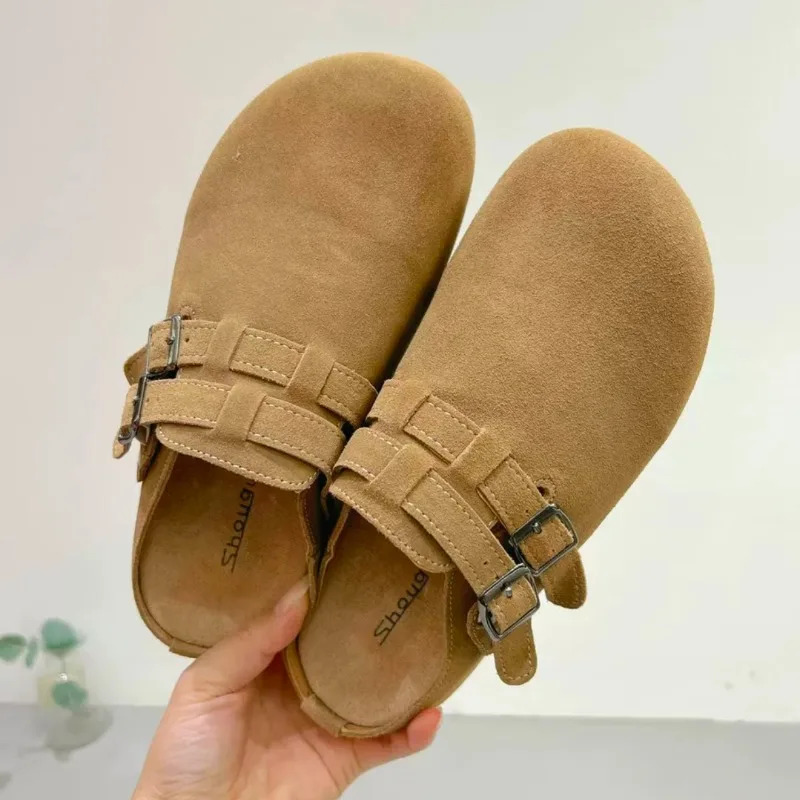 Spring Festival New Baotou Slippers Women's Round Head Deep Mouth Metal Buckle Anti-slip Wear-resistant Flat Shoes
Spring Festival New Baotou Slippers Women's Round Head Deep Mouth Metal Buckle Anti-slip Wear-resistant Flat Shoes