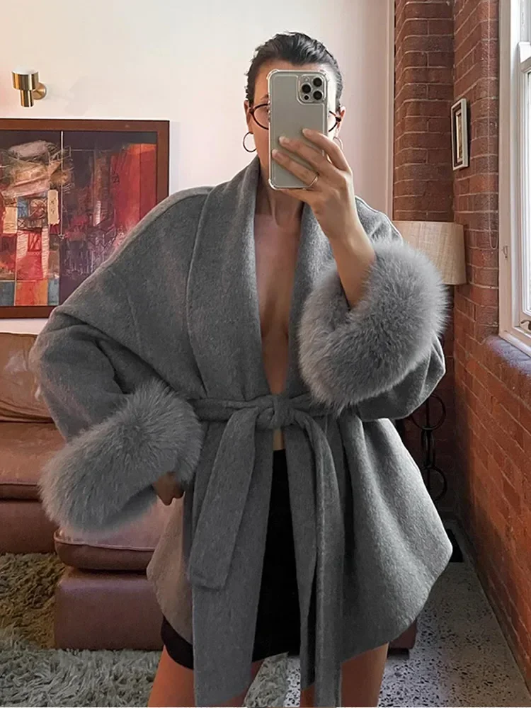 Lace Up Woolen Short Coat Chic Solid Loose Lapel Furry Belt Long Sleeve Female Jacket 2026 Spring New Elegant Lady Cardigan
Lace Up Woolen Short Coat Chic Solid Loose Lapel Furry Belt Long Sleeve Female Jacket 2026 Spring New Elegant Lady Cardigan