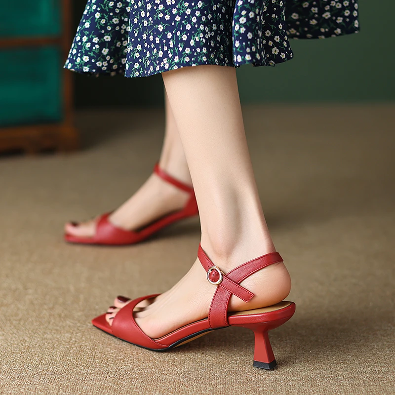 2026 new spring summer women sandals natural leather plus size 22-26cm cowhide+pigskin ankle-buckle high heel women shoes
2026 new spring summer women sandals natural leather plus size 22-26cm cowhide+pigskin ankle-buckle high heel women shoes