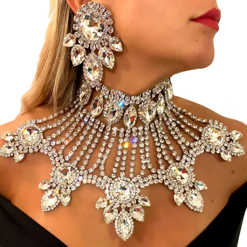 Exaggerated water crystal necklace personalized luxury multi-layer water drop necklace shiny earrings jewelry set
Exaggerated water crystal necklace personalized luxury multi-layer water drop necklace shiny earrings jewelry set