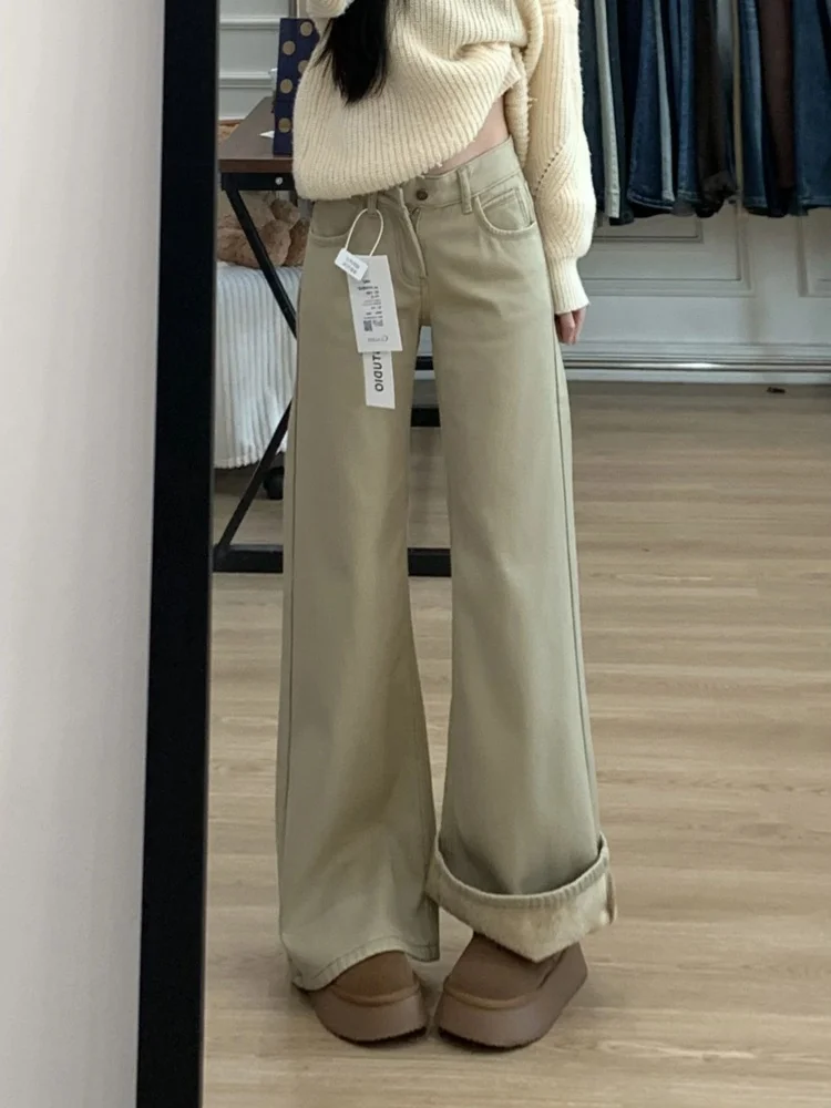 Женские джинсы на подкладке больших размеров с высокой талией, брюки-колокольчики, повседневная одежда, удобные джинсовые брюки свободного покроя, осенняя мода
Женские джинсы на подкладке больших размеров с высокой талией, брюки-колокольчики, повседневная одежда, удобные джинсовые брюки свободного покроя, осенняя мода