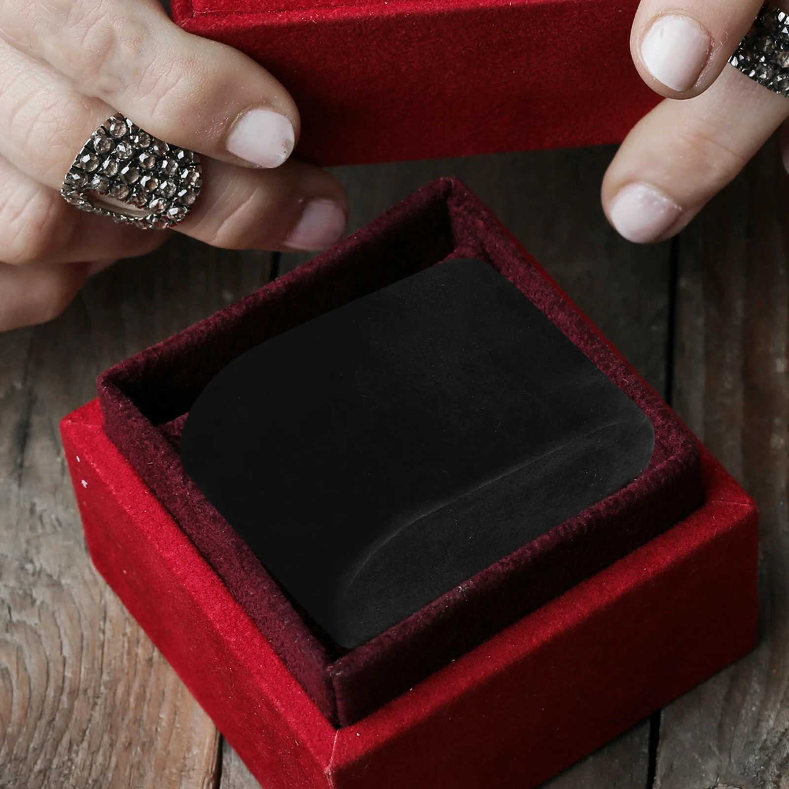 5 Pcs Watch Pillows Velvet Bracelet Jewelry Display Tray Mat Storage Black Case High Elastic Sponge Longevity Durability
5 Pcs Watch Pillows Velvet Bracelet Jewelry Display Tray Mat Storage Black Case High Elastic Sponge Longevity Durability