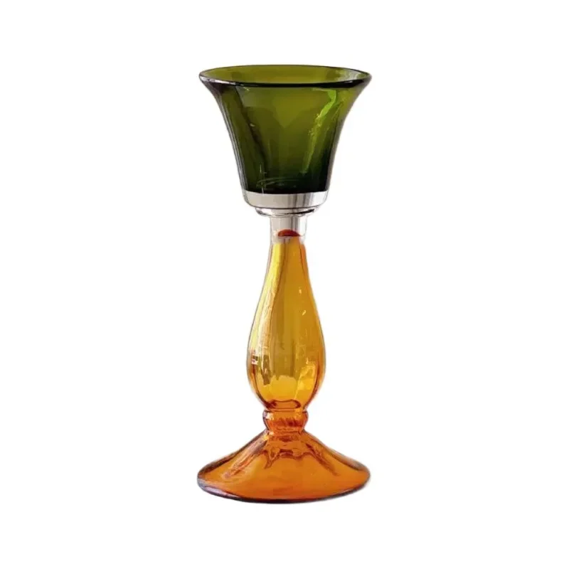 Medieval transparent single-ended candlestick niche glass green atmosphere decorative aromatherapy base ornament
Medieval transparent single-ended candlestick niche glass green atmosphere decorative aromatherapy base ornament