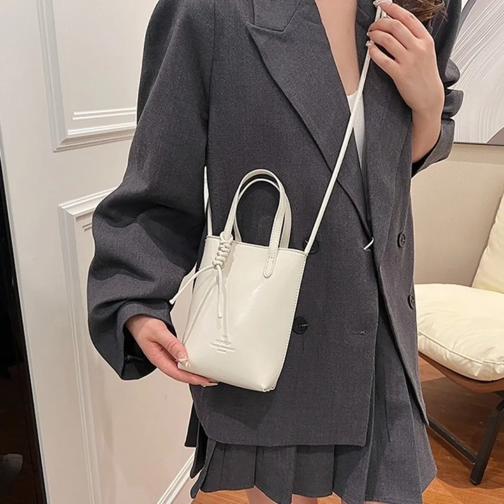 Casual Mini Crossbody Bag Pu Leather Adjustable Strap Mobile Phone Bag Large Capacity Commuting Cellphone Pouch Office Worker
Casual Mini Crossbody Bag Pu Leather Adjustable Strap Mobile Phone Bag Large Capacity Commuting Cellphone Pouch Office Worker