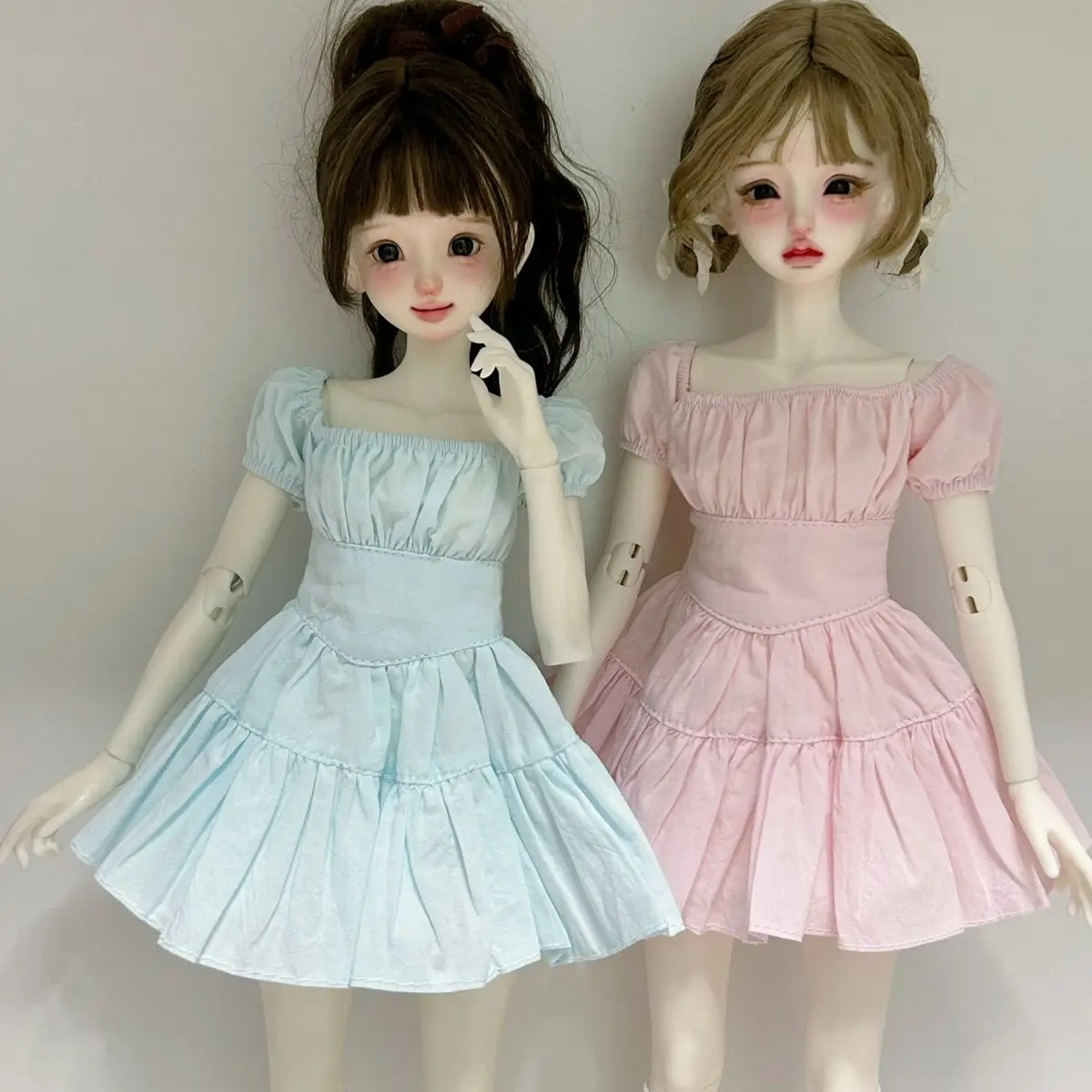 Одежда для куклы 1/4 для куклы Bjd 45 см, платье принцессы, розовое, синее, игрушки для девочек, платье, игровой домик, модные аксессуары для кукол, без куклы
Одежда для куклы 1/4 для куклы Bjd 45 см, платье принцессы, розовое, синее, игрушки для девочек, платье, игровой домик, модные аксессуары для кукол, без куклы