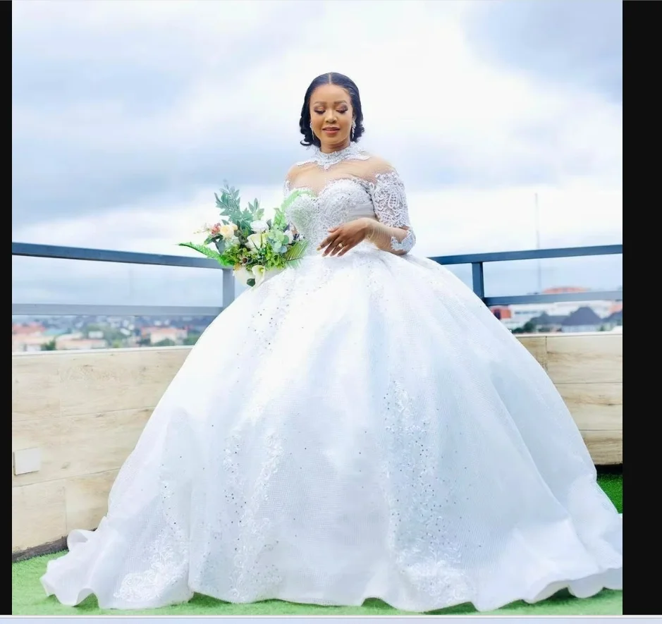 Customized High Collar Shinny Appliques Beads Plus Size Wedding Dress Vestido Full Sleeves Ballgown Africa Luxury Bridal Gowns
Customized High Collar Shinny Appliques Beads Plus Size Wedding Dress Vestido Full Sleeves Ballgown Africa Luxury Bridal Gowns