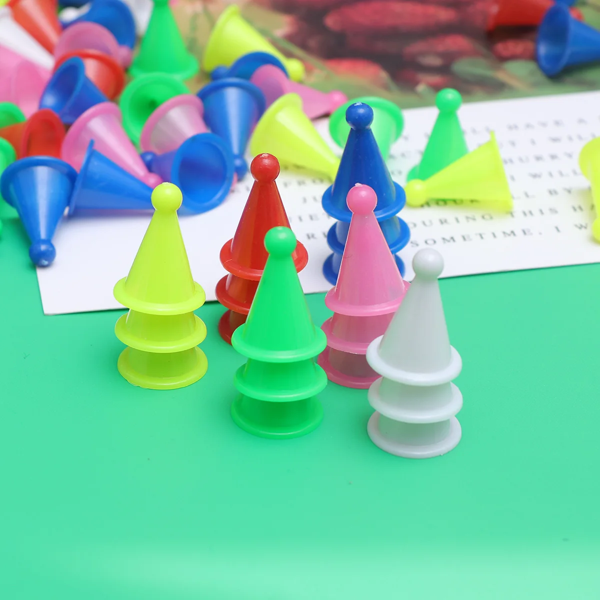 Pack of 100pcs Mixed Color Checker Replacement Plastic Pegs Board Game Accessories Educational Game for Adults s
Pack of 100pcs Mixed Color Checker Replacement Plastic Pegs Board Game Accessories Educational Game for Adults s