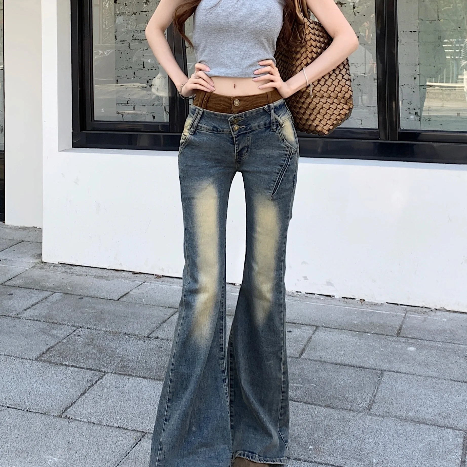Slim Fit Bell Bottom Jeans Women's Spring Summer New Design High Waist Patchwork Elastic Denim Blue Cotton Stretch Korean Style
Slim Fit Bell Bottom Jeans Women's Spring Summer New Design High Waist Patchwork Elastic Denim Blue Cotton Stretch Korean Style