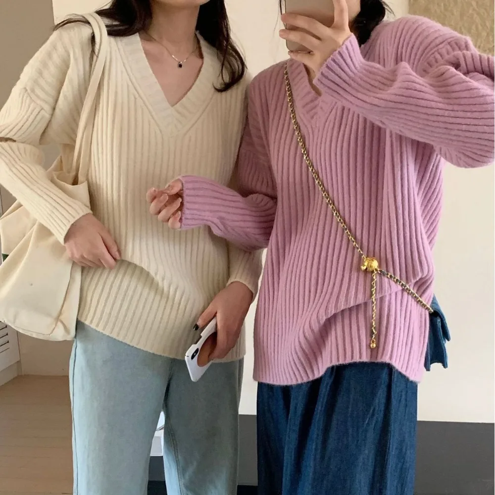 New Basic Loose V-neck Pullover Sweater Autumn Long-sleeved Sweater Tops Sweatshirt Hoodies Oversized Hoodie Women Clothing
New Basic Loose V-neck Pullover Sweater Autumn Long-sleeved Sweater Tops Sweatshirt Hoodies Oversized Hoodie Women Clothing