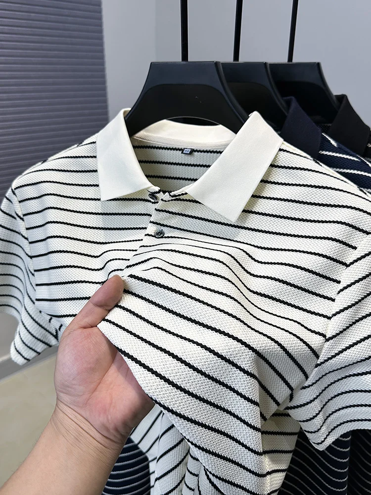 High end men's summer business boutique collar boutique polo shirt casual striped short sleeved simple and comfortable new top
High end men's summer business boutique collar boutique polo shirt casual striped short sleeved simple and comfortable new top