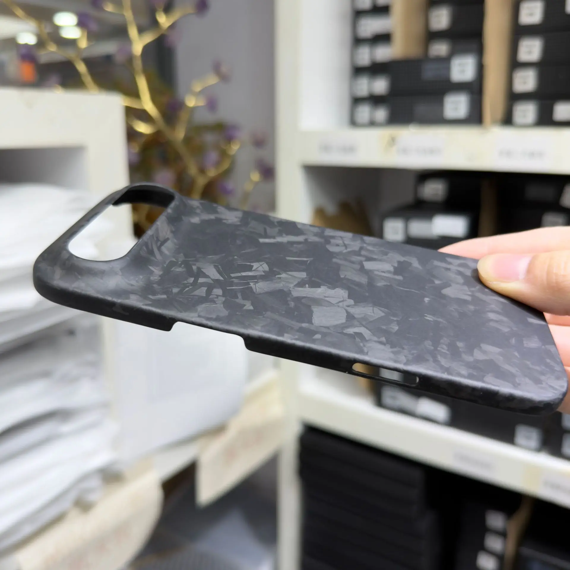 Large Cutout Carbon Fiber Case for iPhone 17PM/Pro/Air,Irregular Forged Texture Matte,Slim Precision Fit Hard Protective Cover
Large Cutout Carbon Fiber Case for iPhone 17PM/Pro/Air,Irregular Forged Texture Matte,Slim Precision Fit Hard Protective Cover