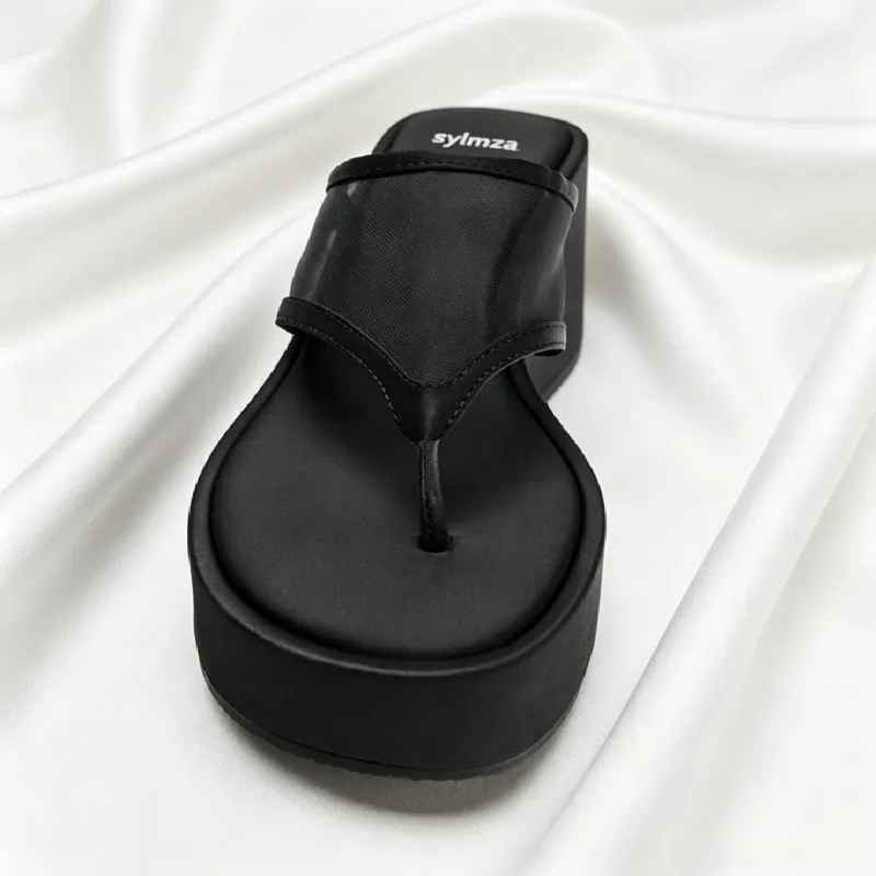 Breathable Mesh Black Wedge Sandals for Women Fashion Round-toe Platform Slippers 2026 Summer Sexy Clip Toe Beach Flip-flops
Breathable Mesh Black Wedge Sandals for Women Fashion Round-toe Platform Slippers 2026 Summer Sexy Clip Toe Beach Flip-flops