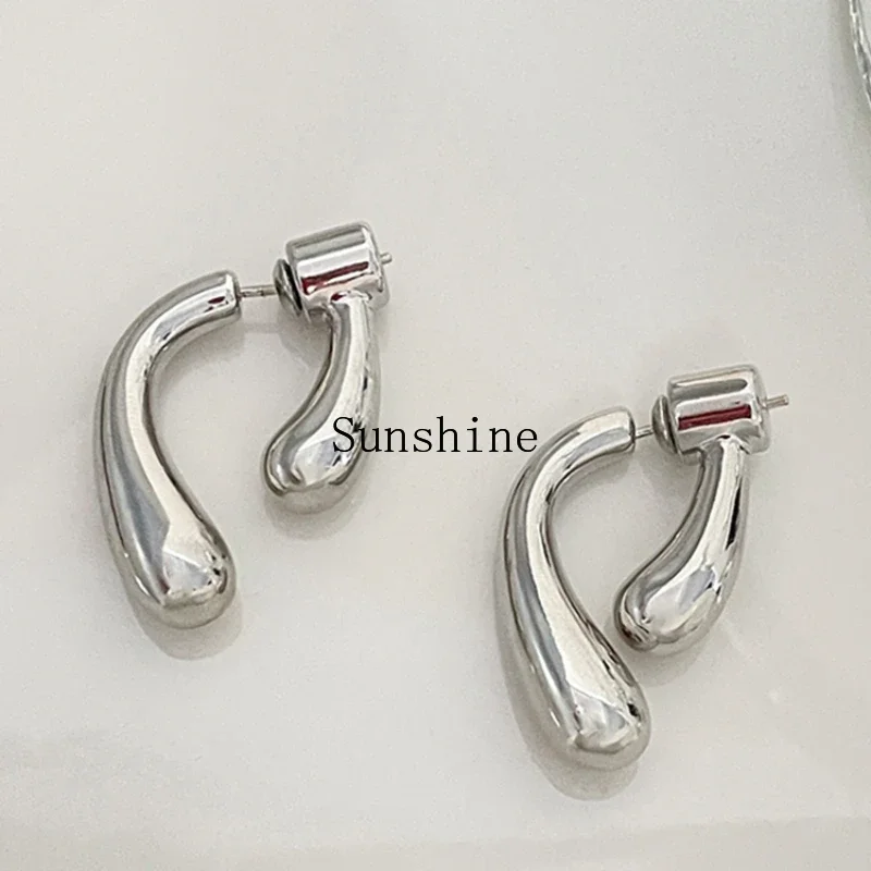 French water drop earrings women's two-wear high-end temperament personalized earrings
French water drop earrings women's two-wear high-end temperament personalized earrings