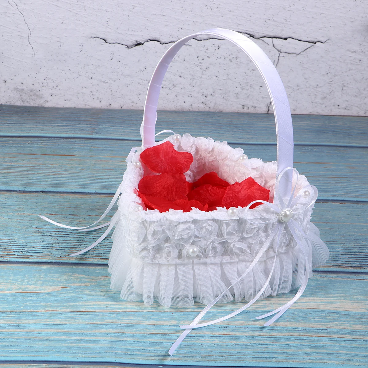 Elegant Heart Shaped Flower Basket for Wedding Bride Girl Rose Petals Bridal Ceremony Decor Reusable Lightweight Portable 
Elegant Heart Shaped Flower Basket for Wedding Bride Girl Rose Petals Bridal Ceremony Decor Reusable Lightweight Portable