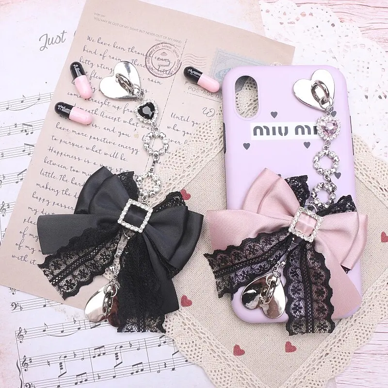 Cute Lolita Phone Accessory Rhinestone Bow Lace Trim Strap For Y2k Aesthetic Handmade Phone Case Decoration
Cute Lolita Phone Accessory Rhinestone Bow Lace Trim Strap For Y2k Aesthetic Handmade Phone Case Decoration