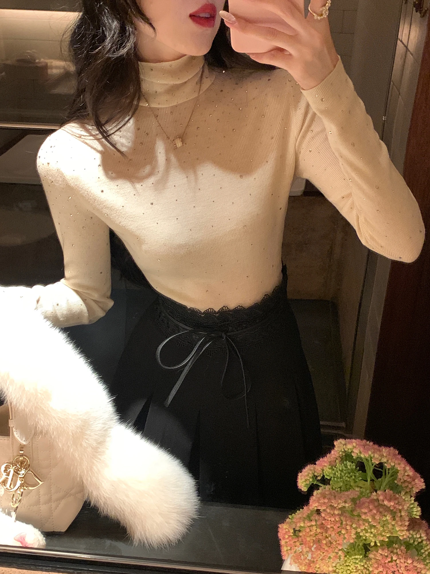 Вязаный свитер с высоким воротником и бриллиантовой отделкой, облегающий базовый слой, французский стиль, смесь шерсти и кашемира
Вязаный свитер с высоким воротником и бриллиантовой отделкой, облегающий базовый слой, французский стиль, смесь шерсти и кашемира