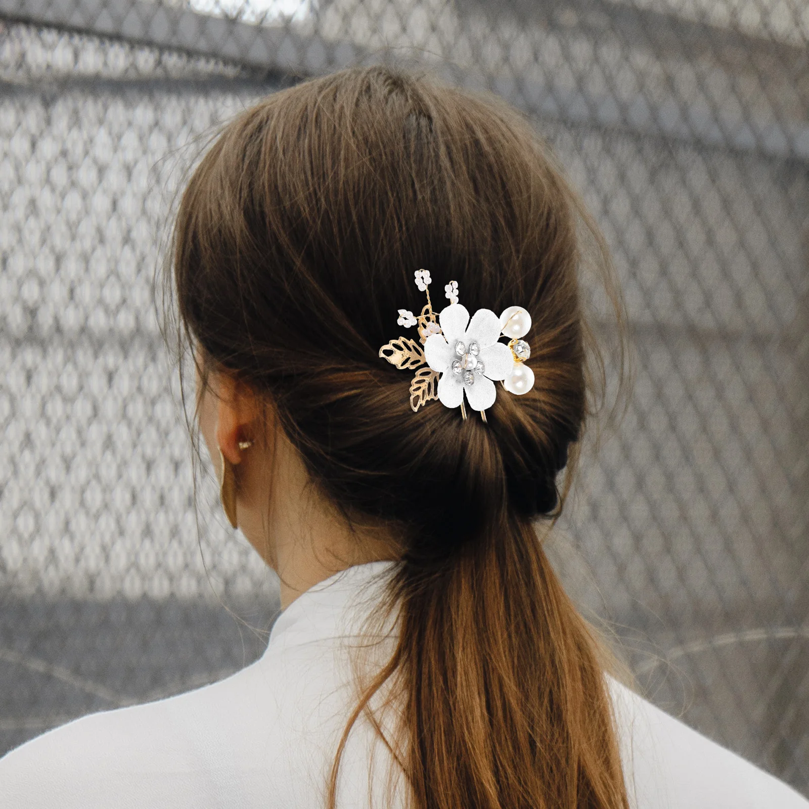 6 Pcs Pearl Flower U shaped Hairpin Rhinestone Decorative Bridal Accessories for Women Girls White Bride Wedding Prom
6 Pcs Pearl Flower U shaped Hairpin Rhinestone Decorative Bridal Accessories for Women Girls White Bride Wedding Prom