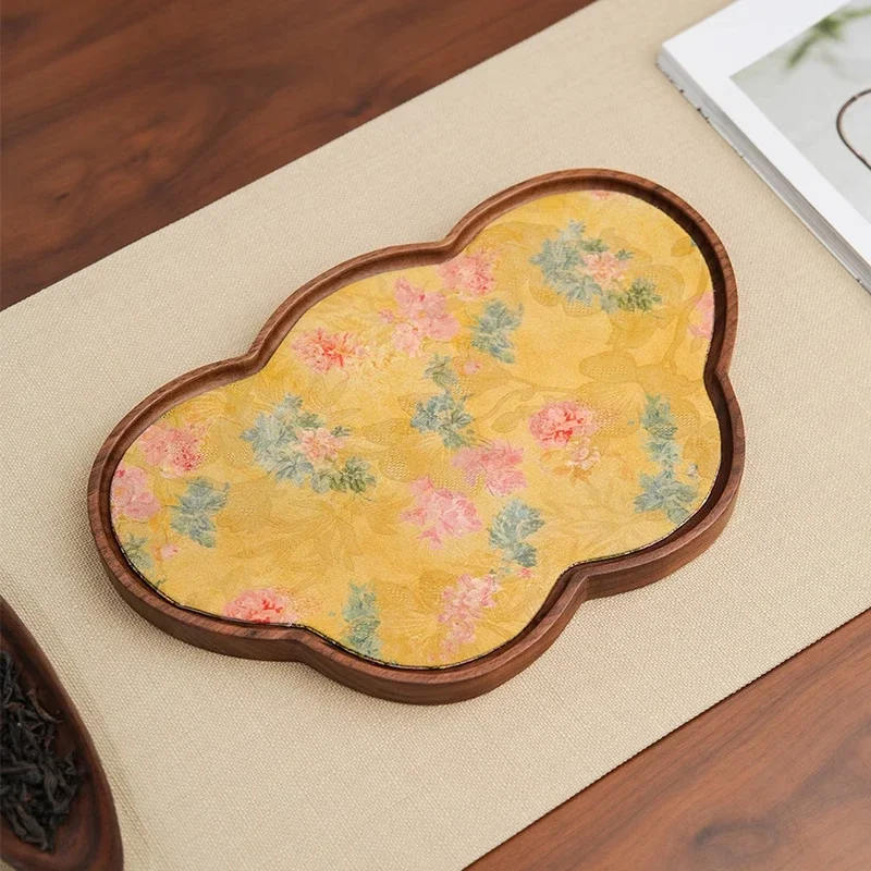 Creative New Chinese Style Tea Serving Tray Kung Fu Unusual Living Room Tea Platter Aesthetics Bandeja Madera Home Furniture
Creative New Chinese Style Tea Serving Tray Kung Fu Unusual Living Room Tea Platter Aesthetics Bandeja Madera Home Furniture