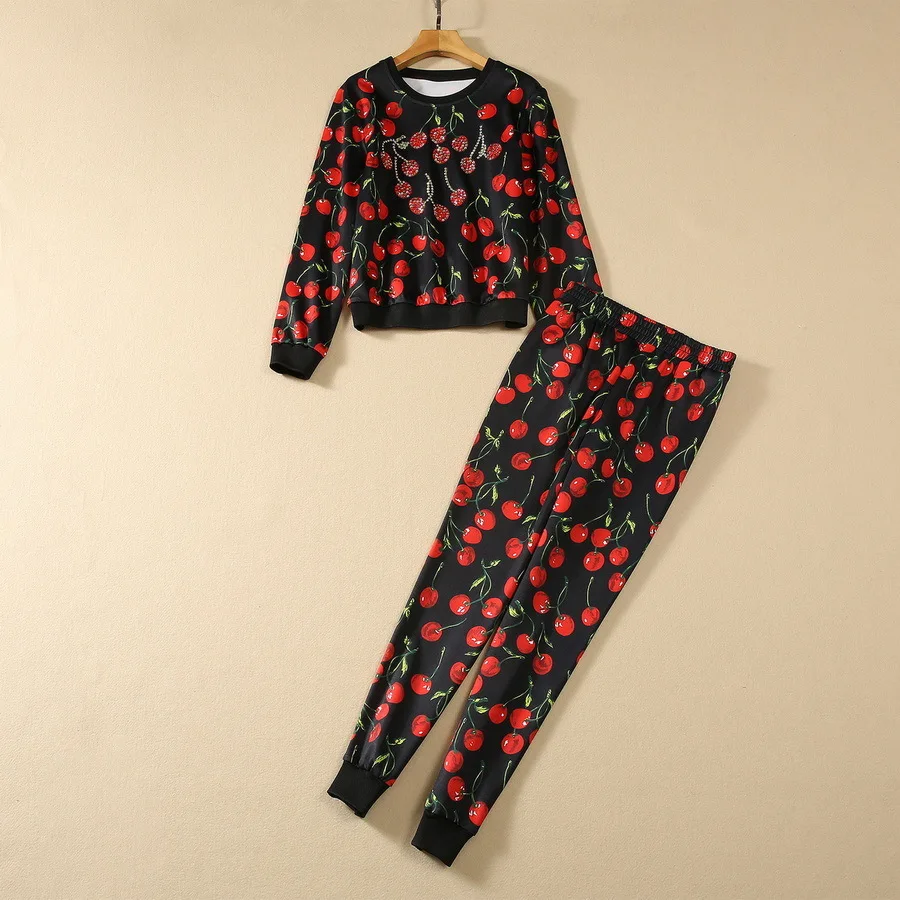 European and American women's clothing 2023 autumn new Long sleeve pressed diamond cherry print hoodie Ninth pants Fashion suit
European and American women's clothing 2023 autumn new Long sleeve pressed diamond cherry print hoodie Ninth pants Fashion suit