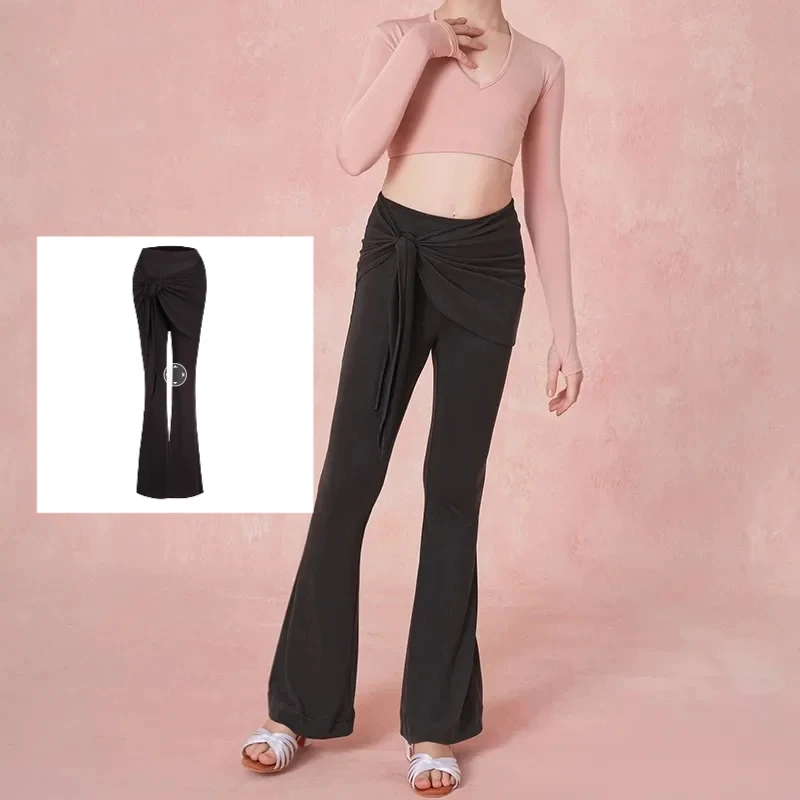 customized micro pull pants fake two Latin dance dress practice clothes for girls vestido baile latino mujer profesional
customized micro pull pants fake two Latin dance dress practice clothes for girls vestido baile latino mujer profesional