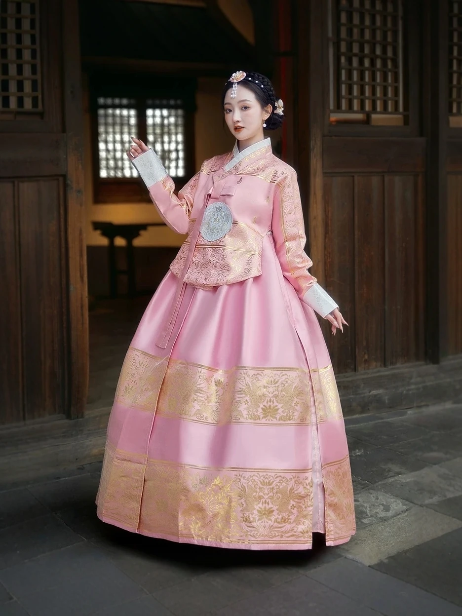 Korean Ethnic Costume Yanji Palace Hanbok Dae Jang Geum Dress Yanji Princess Photo Dance Performance Costume
Korean Ethnic Costume Yanji Palace Hanbok Dae Jang Geum Dress Yanji Princess Photo Dance Performance Costume