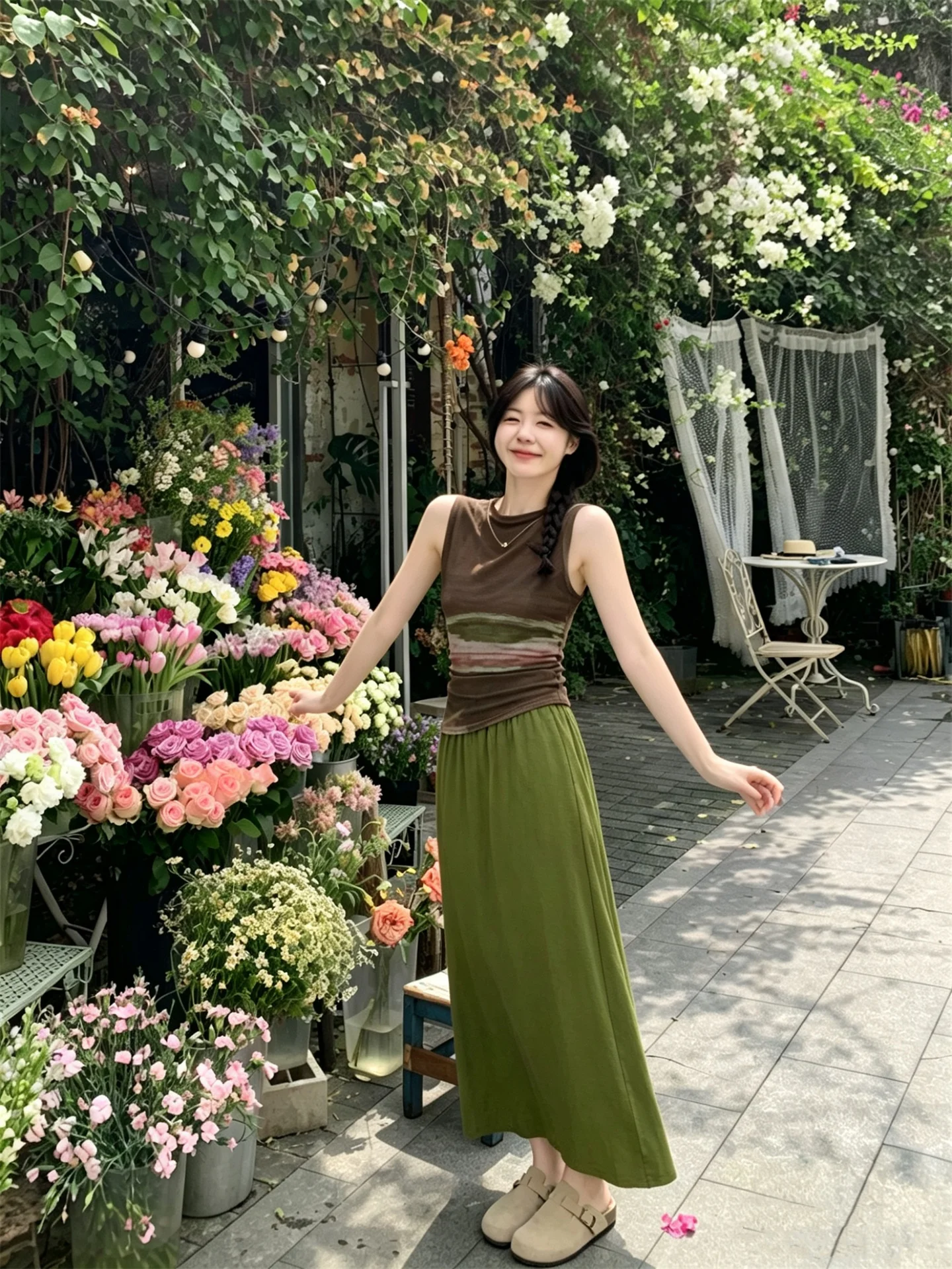 Retro Sensation Women's Summer Outfit High Waist A-Line Skirt And Sleeveless Vest Two-Piece Set Color Block Drapey Style
Retro Sensation Women's Summer Outfit High Waist A-Line Skirt And Sleeveless Vest Two-Piece Set Color Block Drapey Style