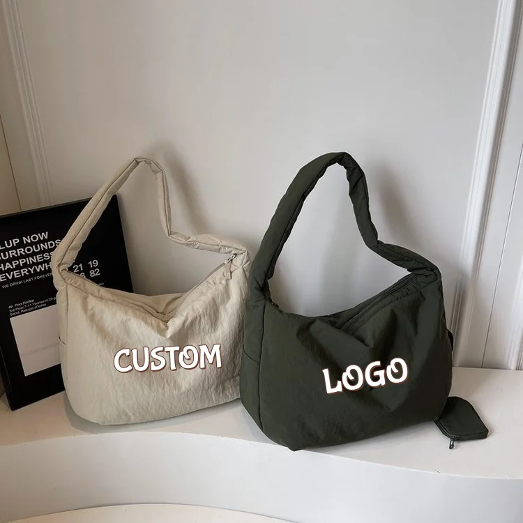 Minimalist Nylon Commuter Lightweight Underarm Bag Customizable Logo Large Capacity Casual Hobo Tote Purse Women Travel Handbag
Minimalist Nylon Commuter Lightweight Underarm Bag Customizable Logo Large Capacity Casual Hobo Tote Purse Women Travel Handbag