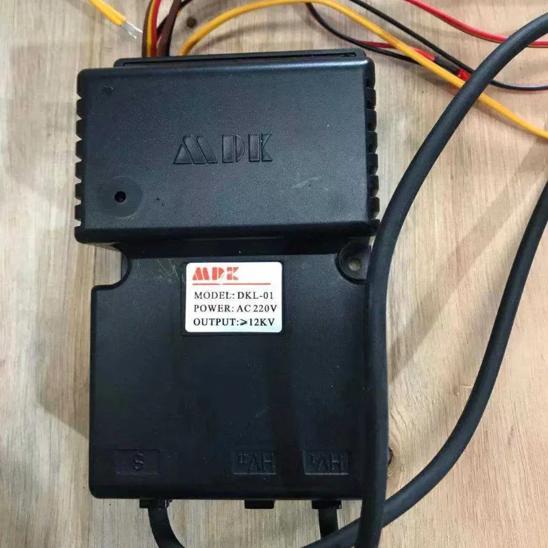 220v Electric Gas Oven Pulse Ignition Controller MDK DKL-01 Igniter with High Power Output for Furnace Stove Ignition Box
220v Electric Gas Oven Pulse Ignition Controller MDK DKL-01 Igniter with High Power Output for Furnace Stove Ignition Box