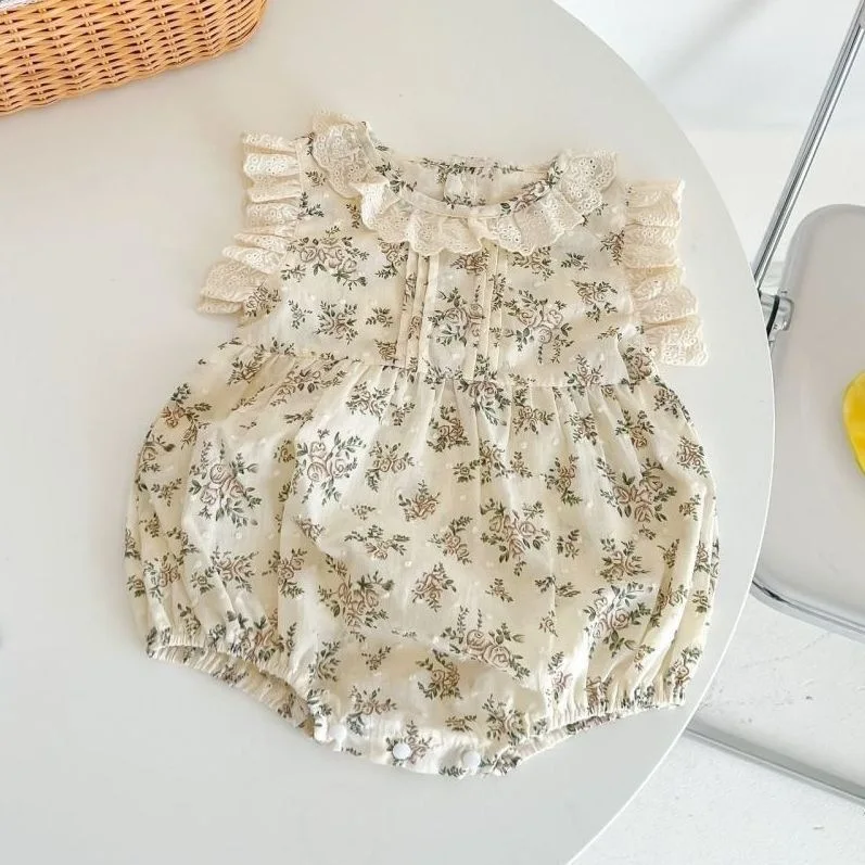 retro floral pure cotton baby bodysuit delicate lace flying sleeve cute stylish one piece romper for infant girls summer wear
retro floral pure cotton baby bodysuit delicate lace flying sleeve cute stylish one piece romper for infant girls summer wear