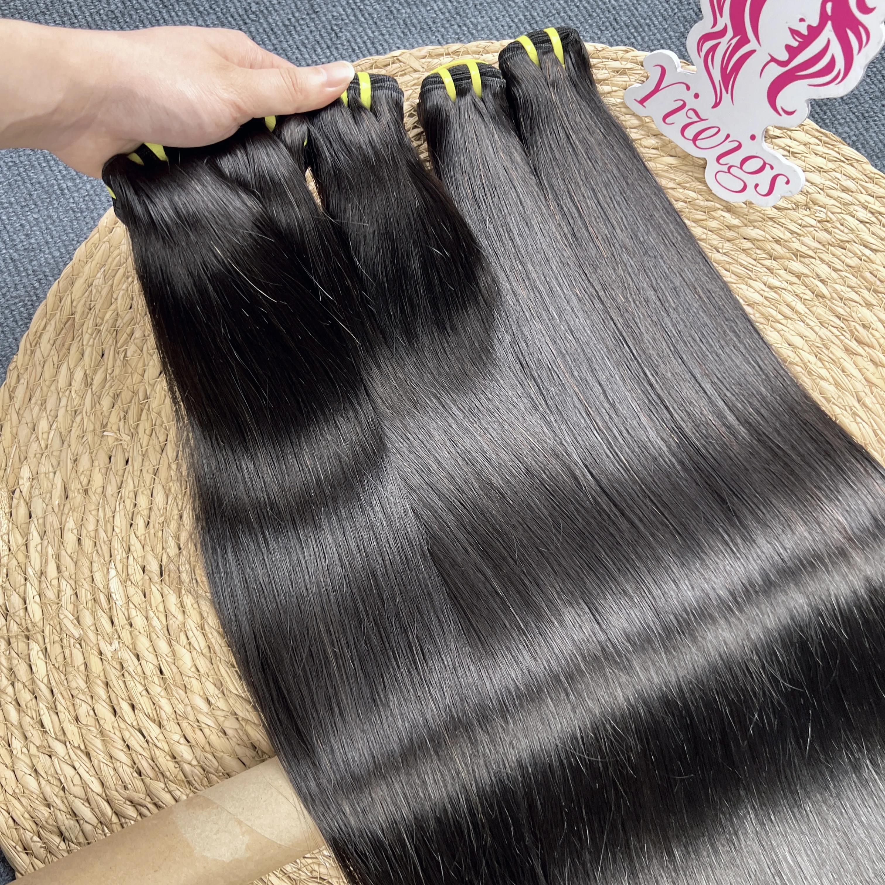 Yiwigs 15A класс натуральный цвет прямые пучки человеческих волос 10-30 дюймов парики из натуральных волос 100% необработанные пучки человеческих волос
Yiwigs 15A класс натуральный цвет прямые пучки человеческих волос 10-30 дюймов парики из натуральных волос 100% необработанные пучки человеческих волос