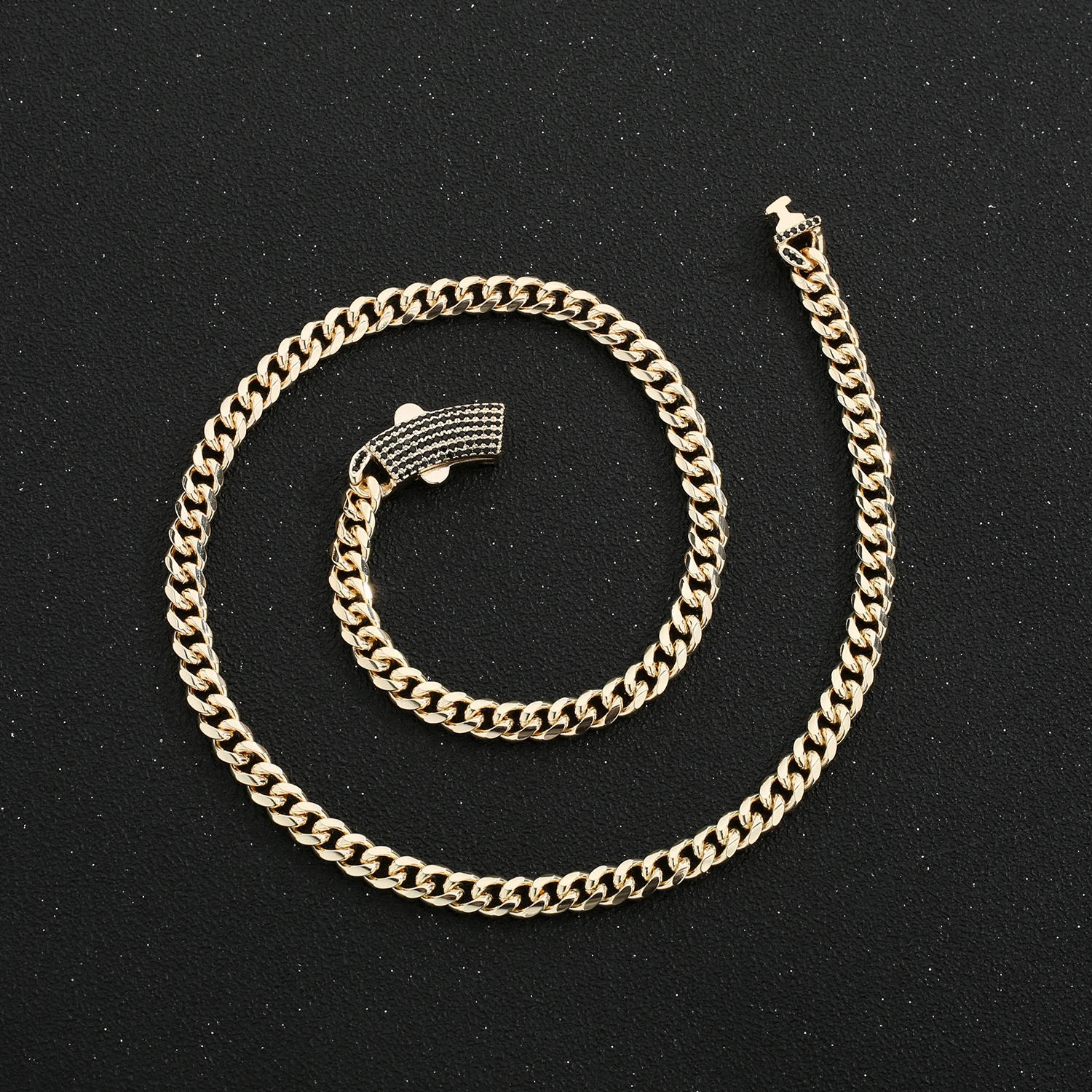 Hip-hop accessories 6mm Monaco chain light luxury Cuban bracelet necklace men and women trendy European and American all-match
Hip-hop accessories 6mm Monaco chain light luxury Cuban bracelet necklace men and women trendy European and American all-match