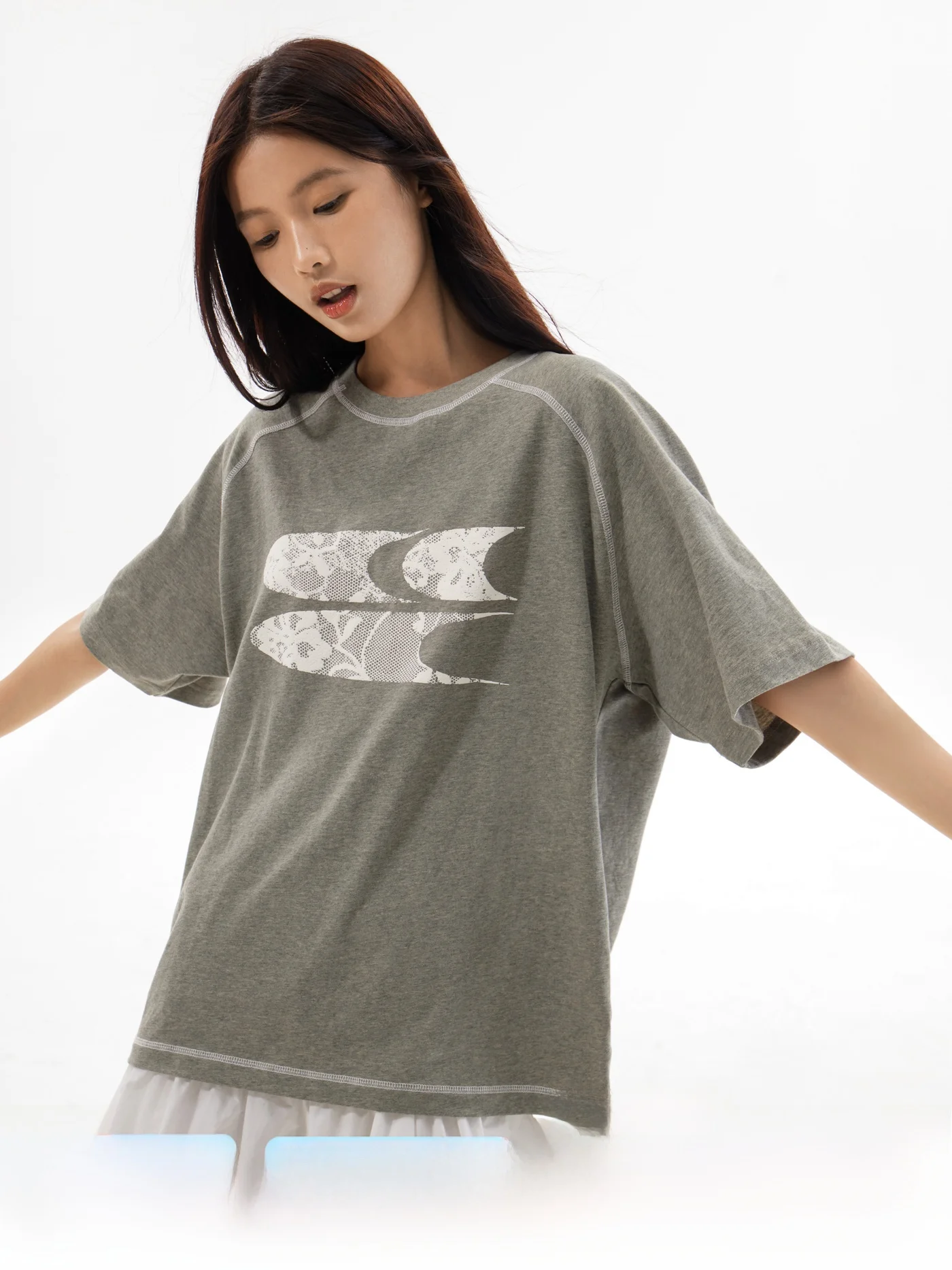 CryingCenter Grey Scale Algae Mud Lace 3C Logo round Neck Short Sleeve T-Shirt Cotton Youth Fashion Unisex Basic Tee
CryingCenter Grey Scale Algae Mud Lace 3C Logo round Neck Short Sleeve T-Shirt Cotton Youth Fashion Unisex Basic Tee