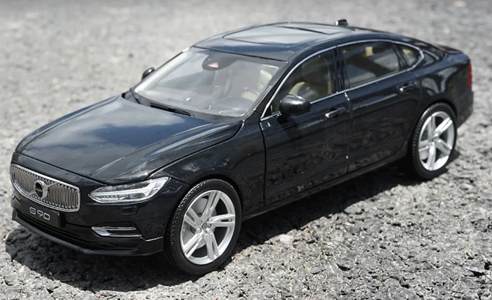 Новое поступление 1/18, оригинальная цена, литой под давлением металл, шведский роскошный S90, модель автомобиля, коллекция мебели, игрушки для детей
Новое поступление 1/18, оригинальная цена, литой под давлением металл, шведский роскошный S90, модель автомобиля, коллекция мебели, игрушки для детей