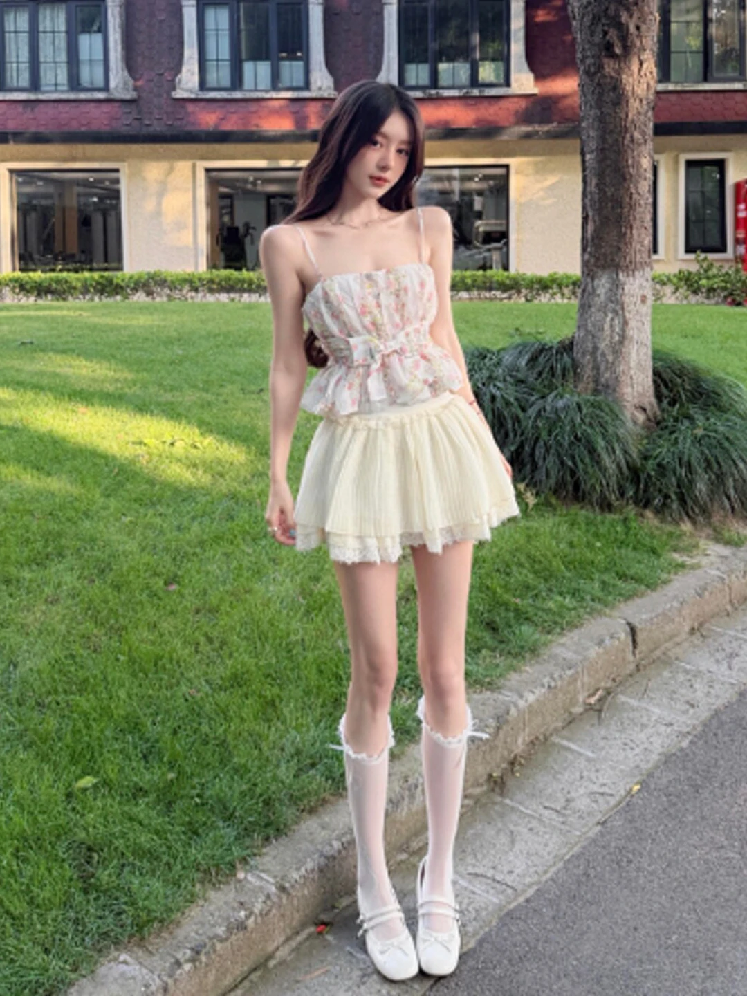 Gentle Wind Unique One Shoulder Top Half Skirt Two Piece Set Complete Summer 2026 Fashion Korean Style Short Cotton Dress
Gentle Wind Unique One Shoulder Top Half Skirt Two Piece Set Complete Summer 2026 Fashion Korean Style Short Cotton Dress