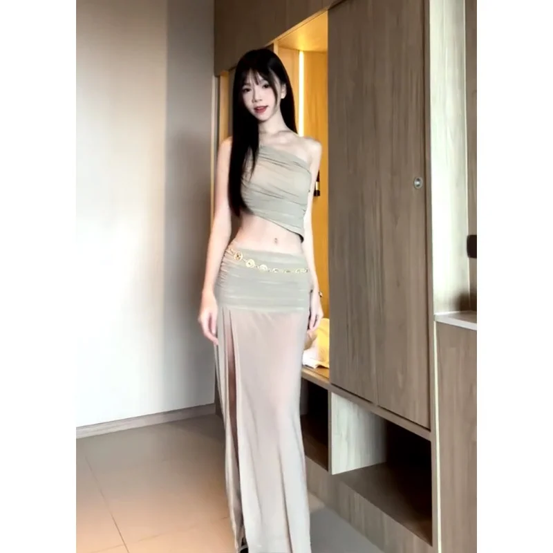 Beach Vacation Style Mesh Set Women's Side Shoulder Sleeveless Tube Top Vest Top Split Wrap around Skirt Two Piece Set
Beach Vacation Style Mesh Set Women's Side Shoulder Sleeveless Tube Top Vest Top Split Wrap around Skirt Two Piece Set
