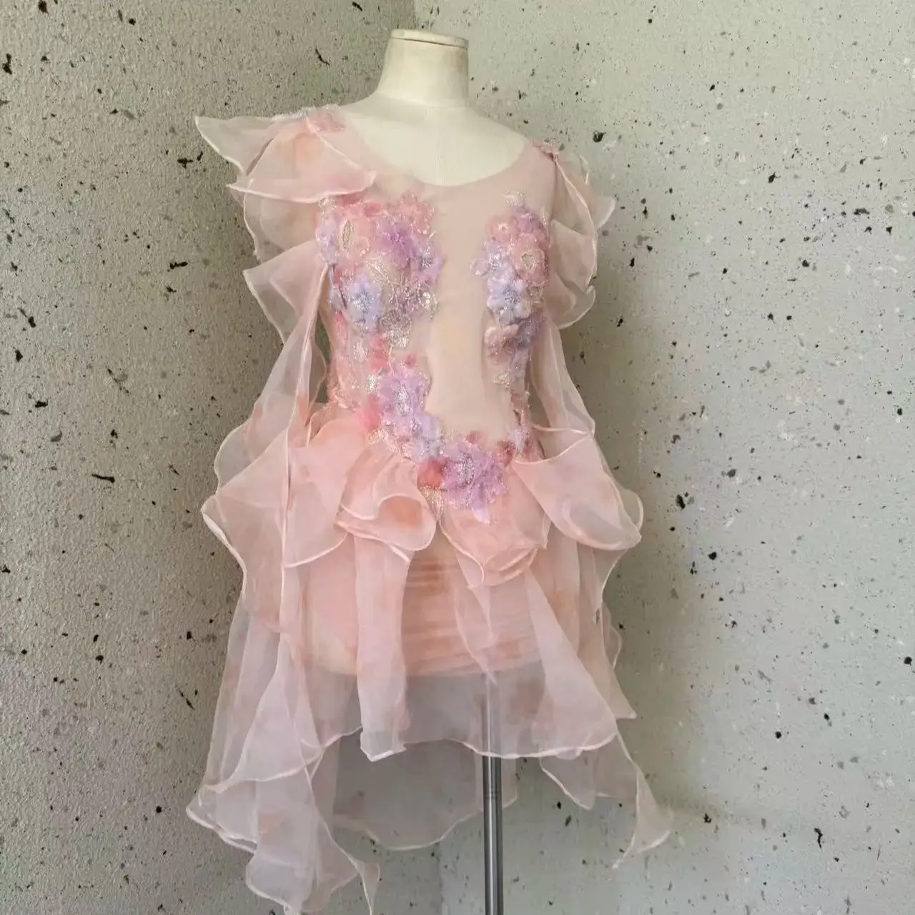 Oceanarium Photoshoot One-Piece Swimsuit For Women, Hot Spring Vacation Mermaid Diving Photography Water Dance Costume
Oceanarium Photoshoot One-Piece Swimsuit For Women, Hot Spring Vacation Mermaid Diving Photography Water Dance Costume