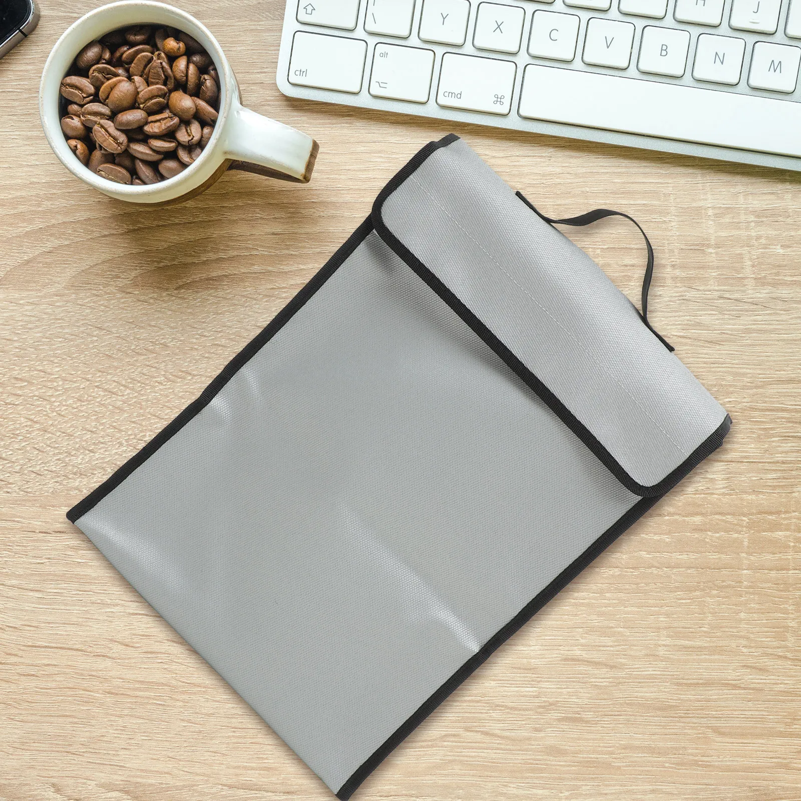 Fireproof Document 38x30x6cm High Document Bag Temp Resistance Waterproof File Bag for Documents Cash Passports
Fireproof Document 38x30x6cm High Document Bag Temp Resistance Waterproof File Bag for Documents Cash Passports