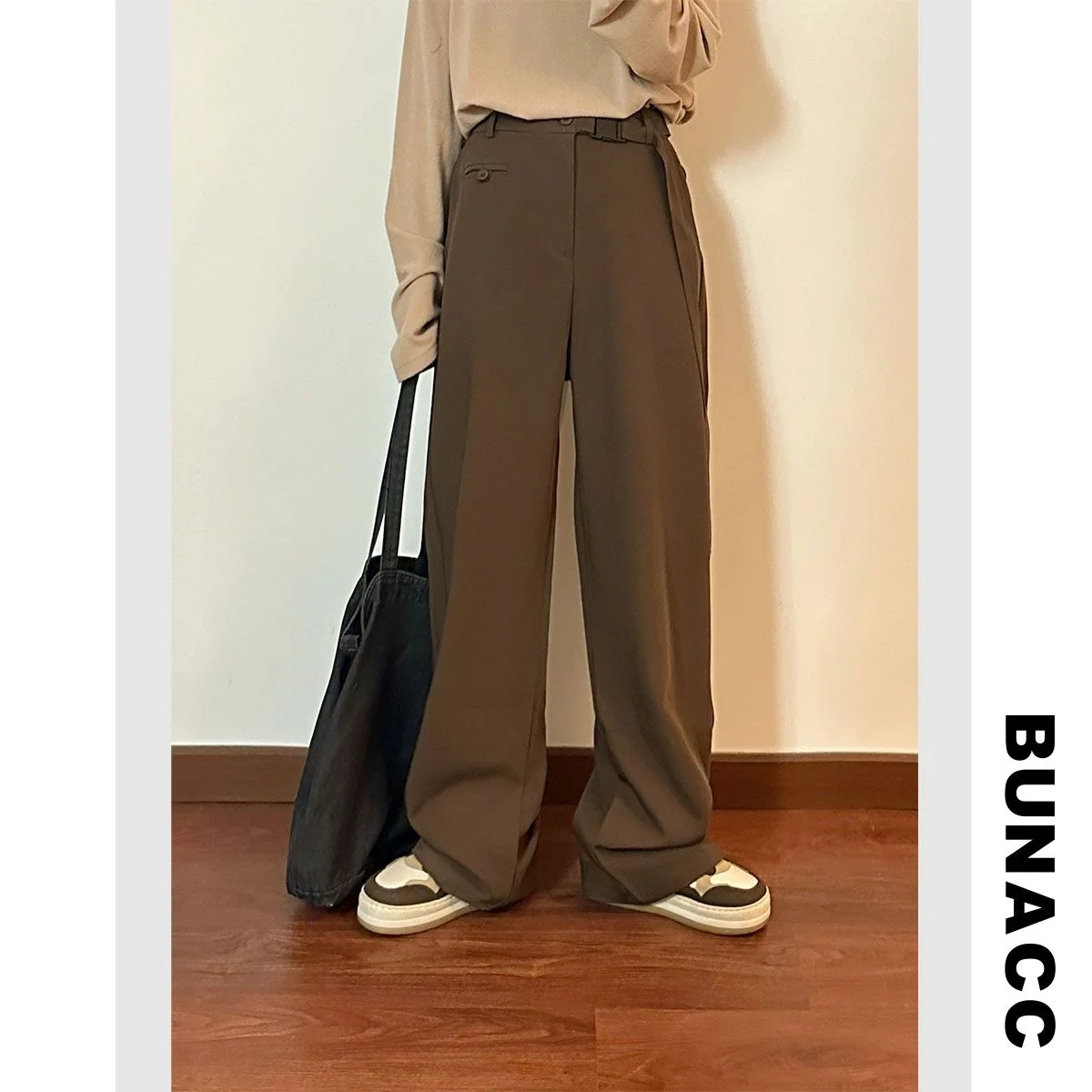 Американские ретро-брюки с широкими штанинами, свободные повседневные универсальные женские длинные брюки, прямой крой, осенняя новинка
Американские ретро-брюки с широкими штанинами, свободные повседневные универсальные женские длинные брюки, прямой крой, осенняя новинка