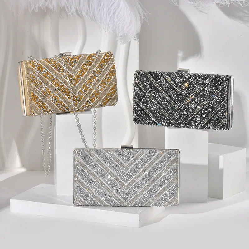 Women Shiny Square Clutch Bag Diamond Elegant Stylish Buckle Wedding Banquet Bridal Dress Evening Bag with Long Metal Chain
Women Shiny Square Clutch Bag Diamond Elegant Stylish Buckle Wedding Banquet Bridal Dress Evening Bag with Long Metal Chain