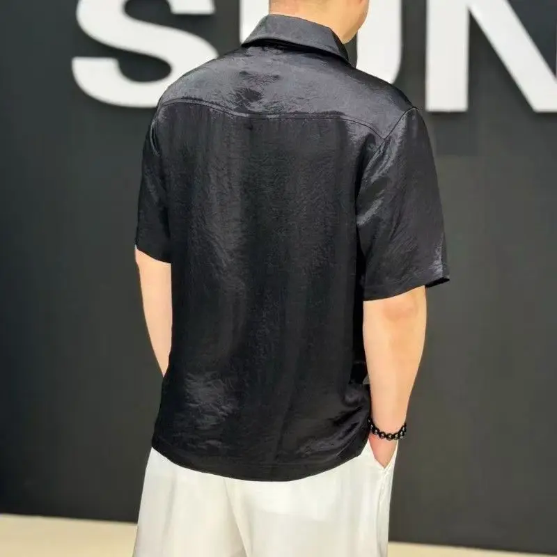Summer New Solid Color Lapel Zipper Short Sleeve Casual T-Shirt Men's Trendy Light Luxury Cardigan Top
Summer New Solid Color Lapel Zipper Short Sleeve Casual T-Shirt Men's Trendy Light Luxury Cardigan Top