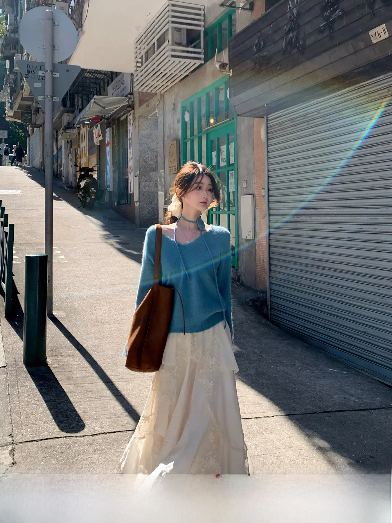 Женская модная юбка А-силуэта с высокой талией и кружевом, весенняя, с контрастными вставками, из модала и полиэстера, для стройного силуэта
Женская модная юбка А-силуэта с высокой талией и кружевом, весенняя, с контрастными вставками, из модала и полиэстера, для стройного силуэта