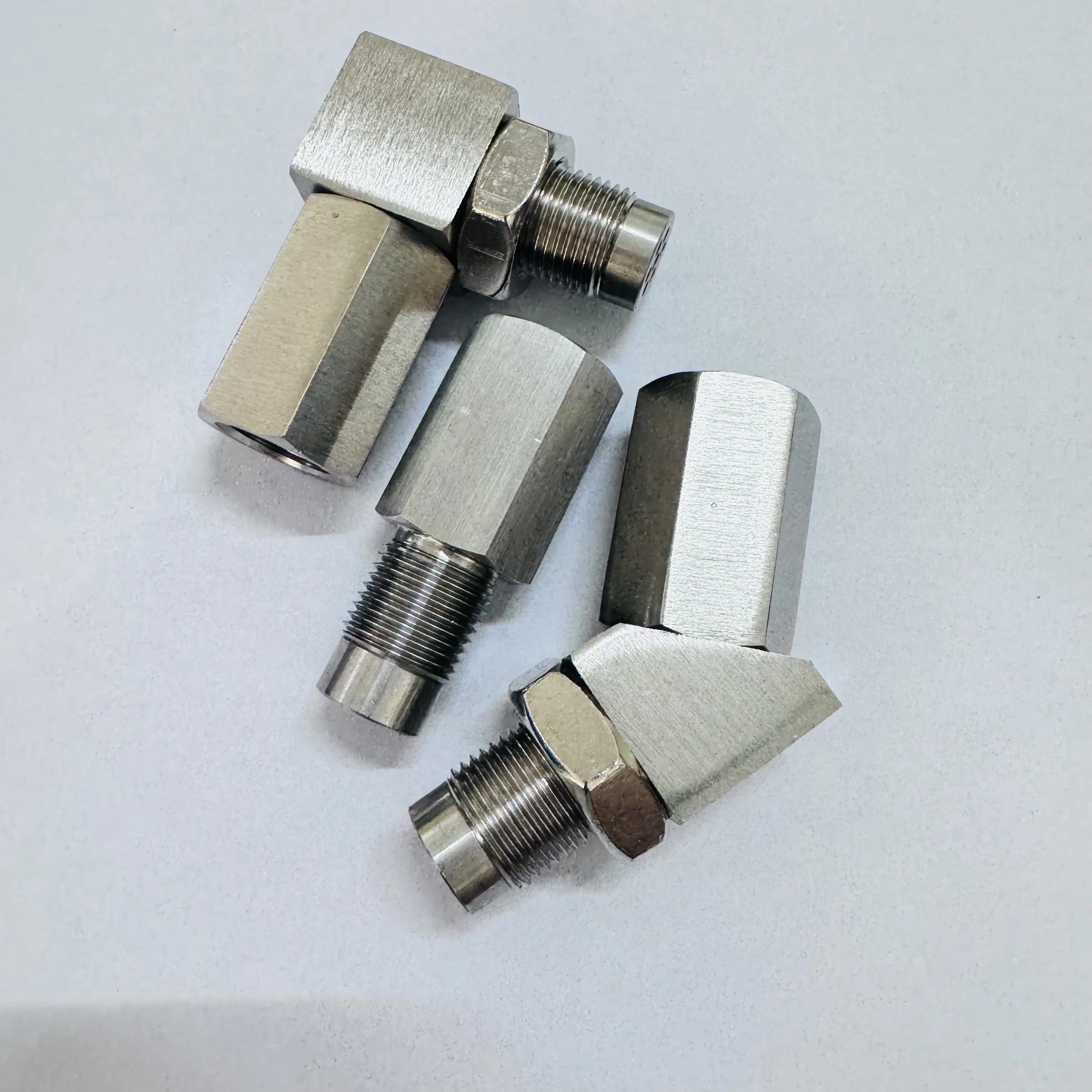 General Oxygen Sensor 0° /45° /90° with Gasket Adapter Washer Catalytic Neutral Calibration for Engine Inspection
General Oxygen Sensor 0° /45° /90° with Gasket Adapter Washer Catalytic Neutral Calibration for Engine Inspection