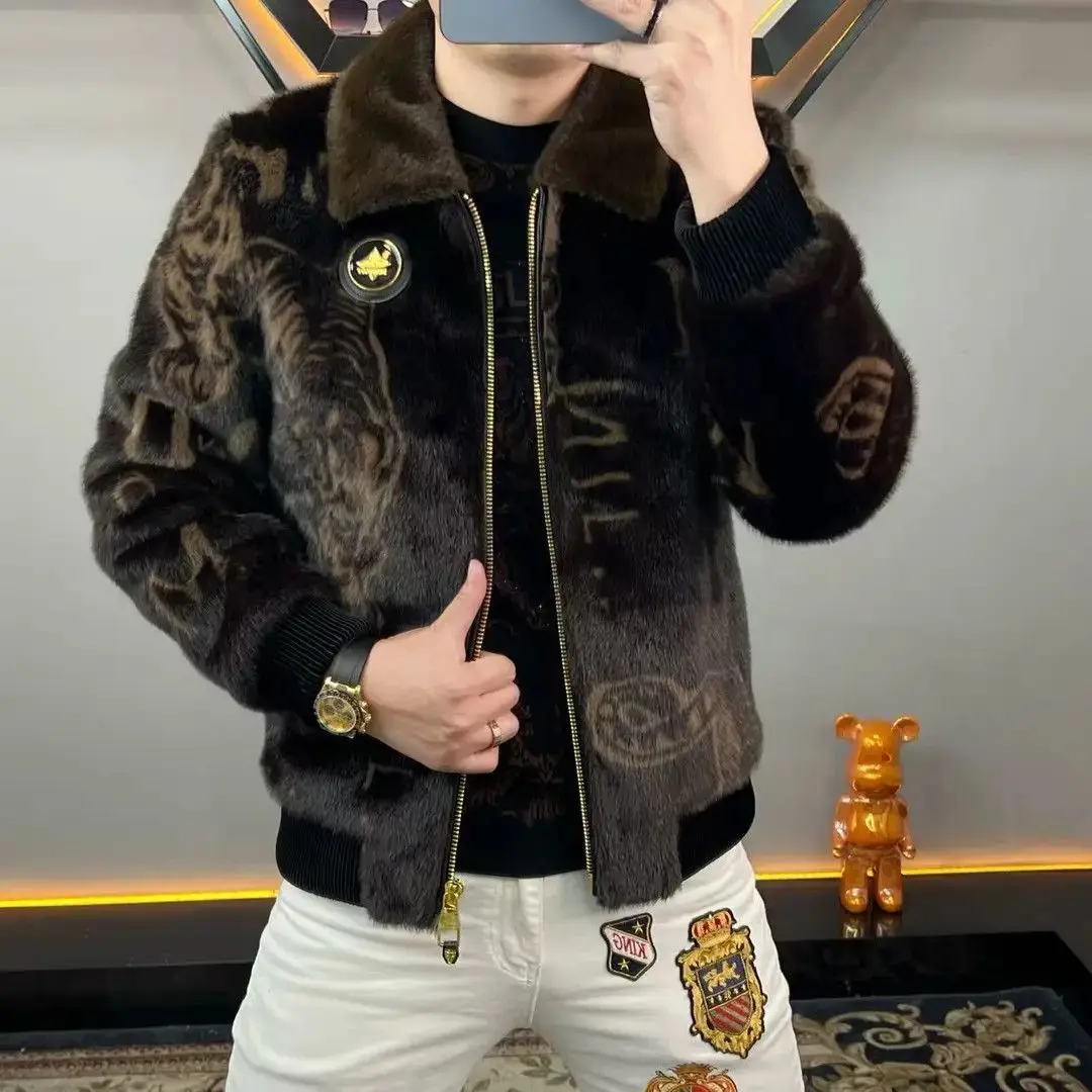 Thiened Winter Coat for Men Faionable Warmth Northern America Golden Eagle Design Stand Collar Long Length Slim Fit Coat
Thiened Winter Coat for Men Faionable Warmth Northern America Golden Eagle Design Stand Collar Long Length Slim Fit Coat